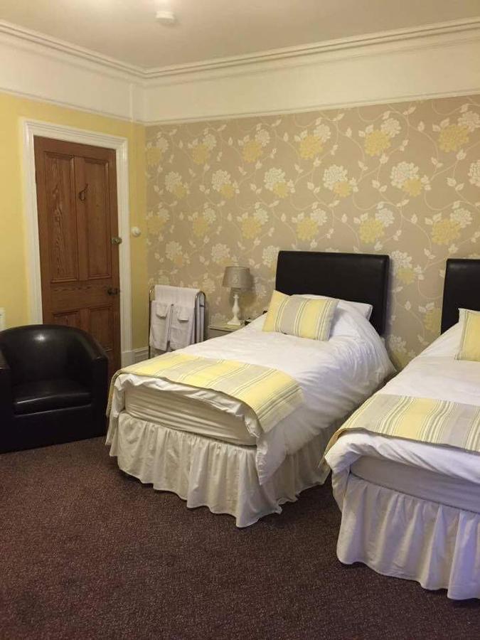 Leahurst Bed And Breakfast Тиуин Екстериор снимка