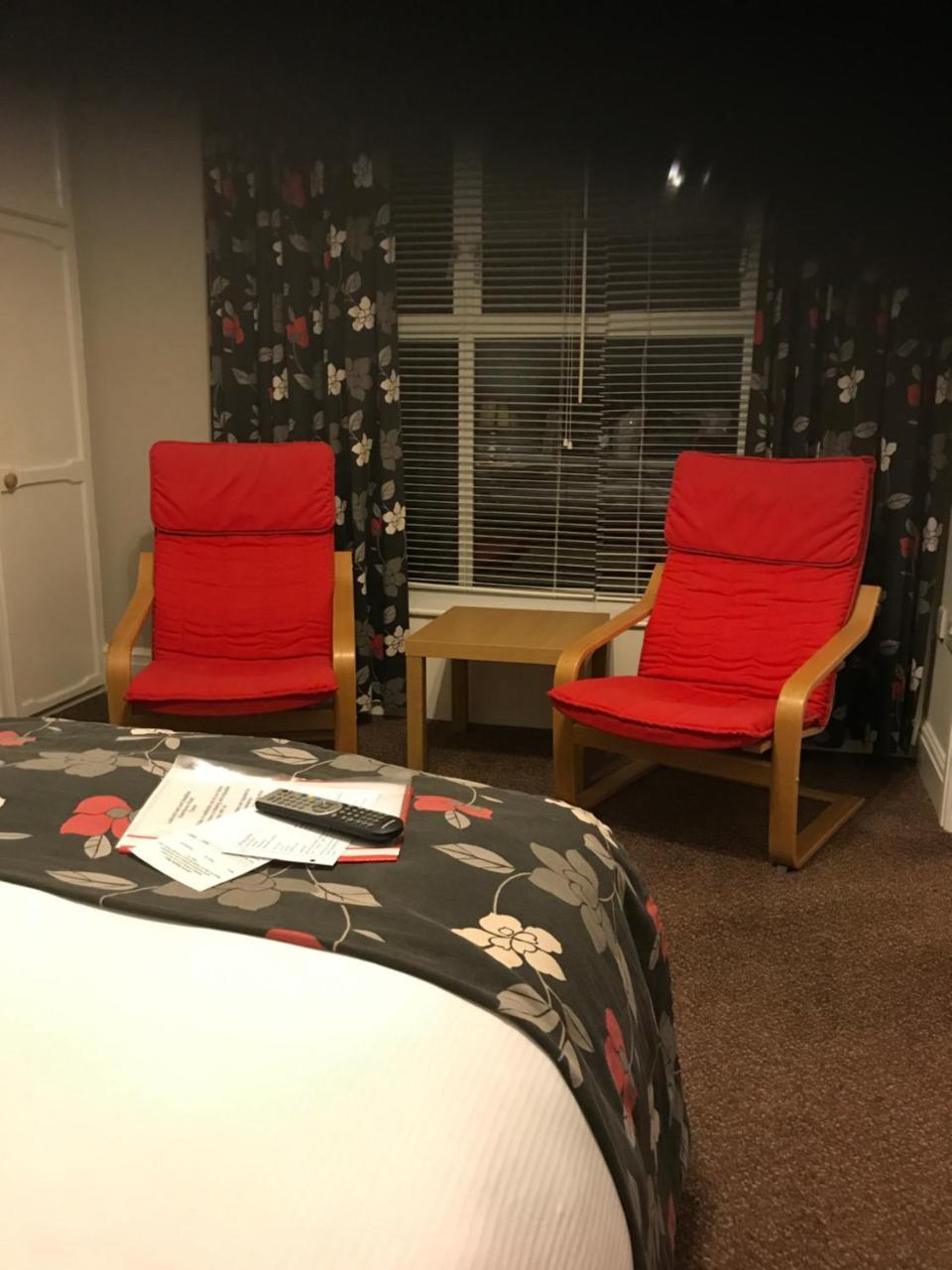 Leahurst Bed And Breakfast Тиуин Екстериор снимка